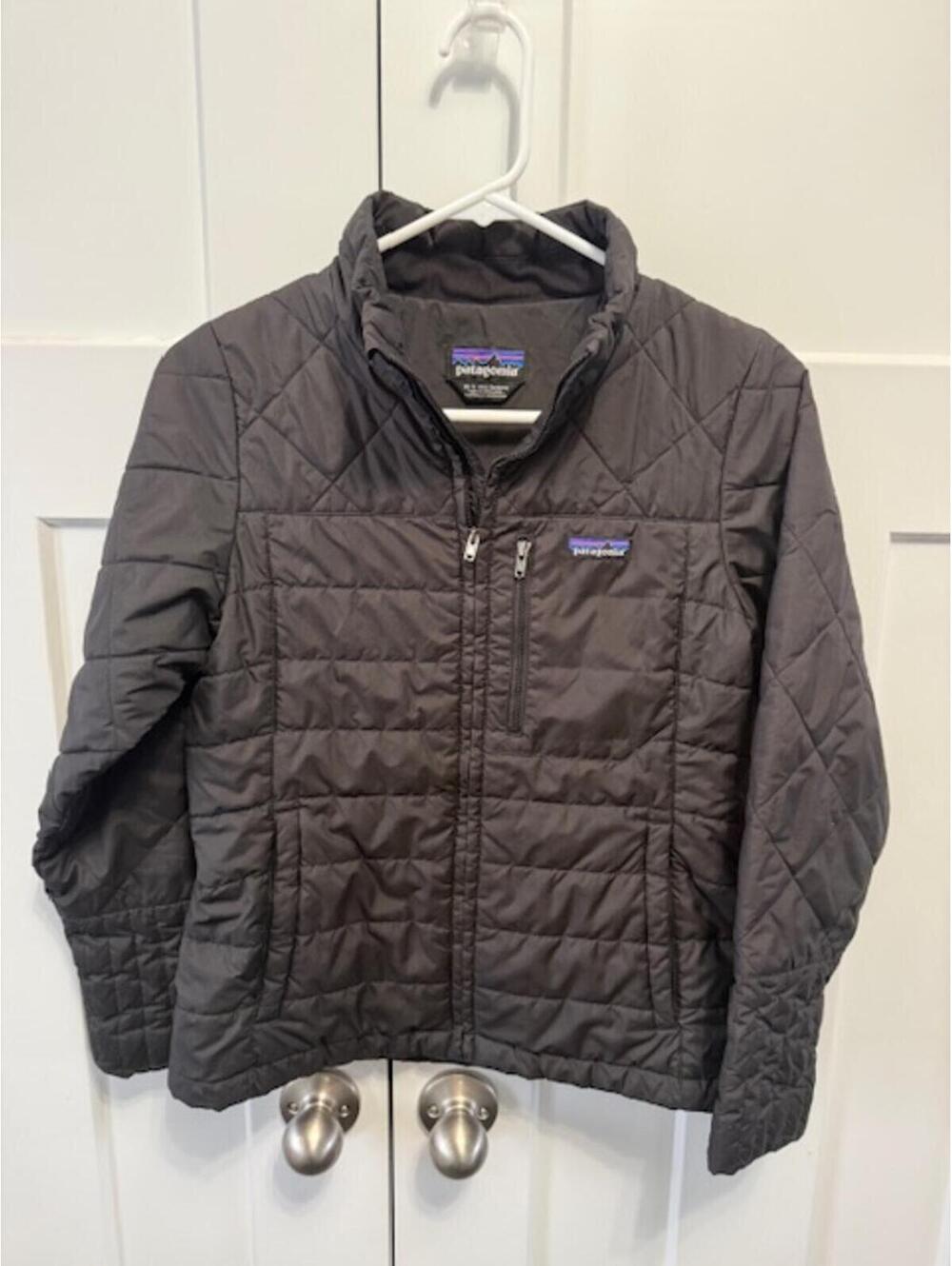 Patagonia kids Radalie black jacket size XL 14 also fit a women's small